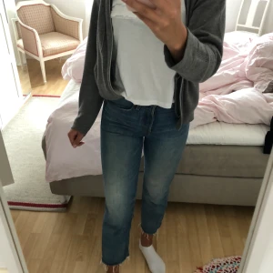 Levis jeans  - Jeans ifrån Levis, i modellen Wedgie straight. Storlek 25 och superfina men säljer för de är lite för små😊