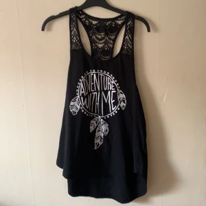 Linn - Linne som är öppen i ryggen