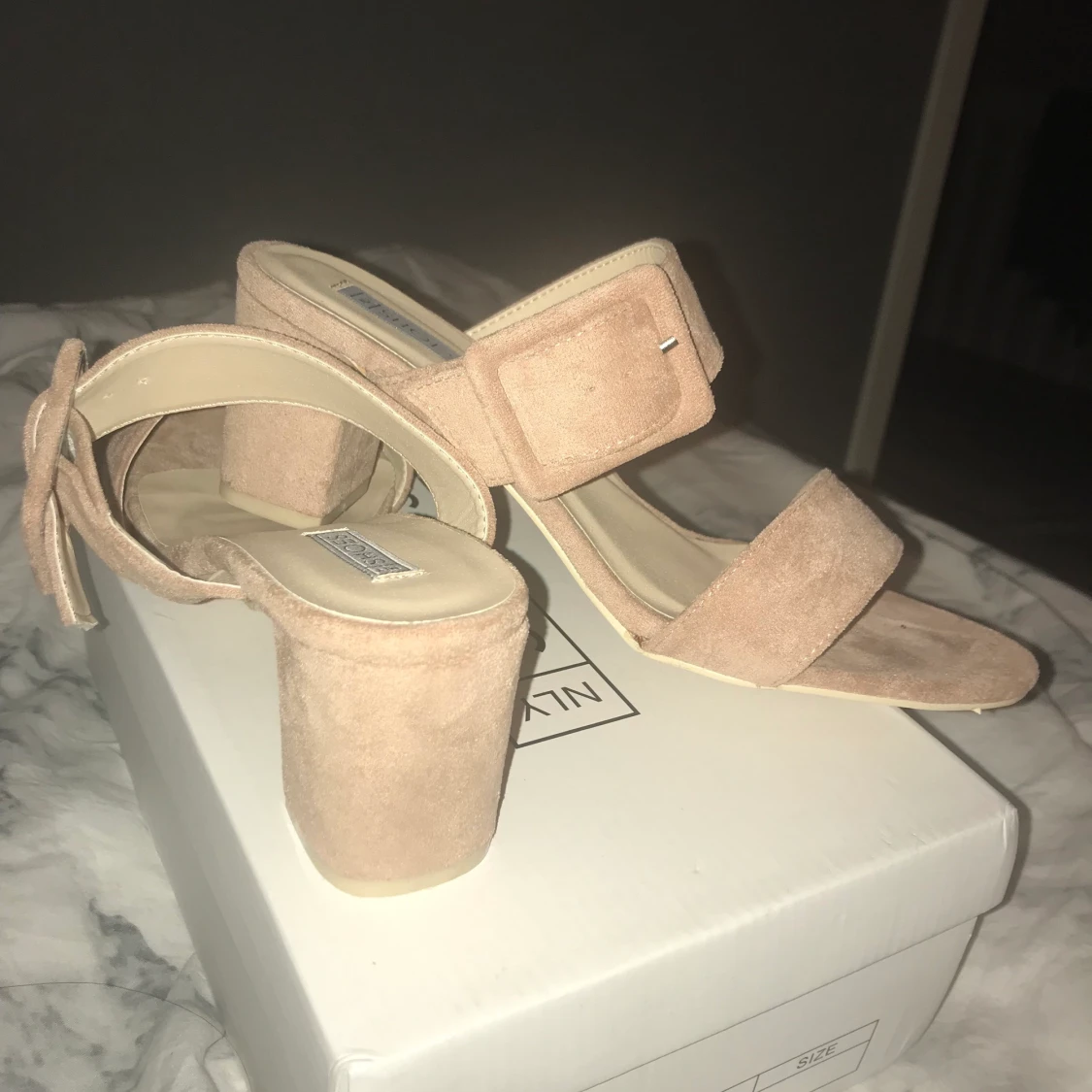 Klack med öppen tå  - 91