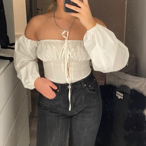 Topp från PLT - jätte fin topp från pretty Lottie thing som knappt kommit till användning, storlek 36, fast är ganska liten i storleken. 