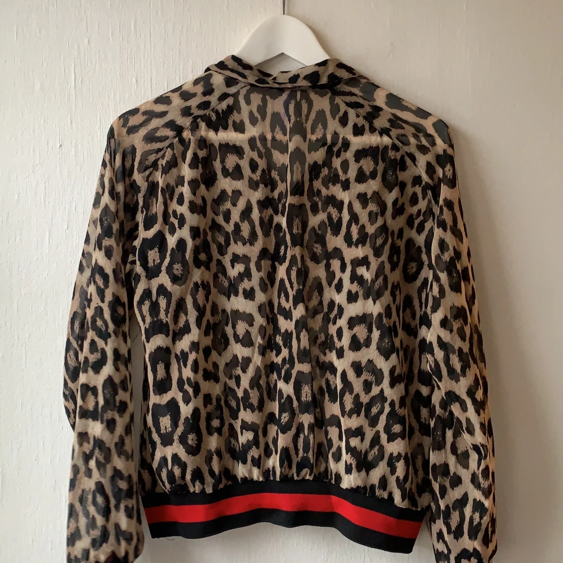 Leopard blus  - 91