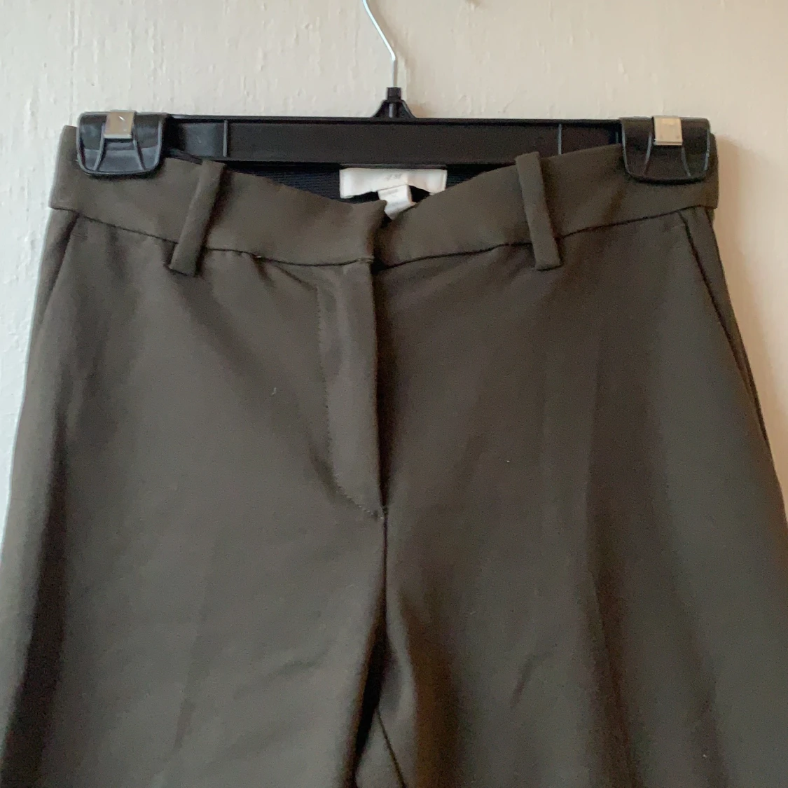 Mörk gröna kostymbyxor  - 90