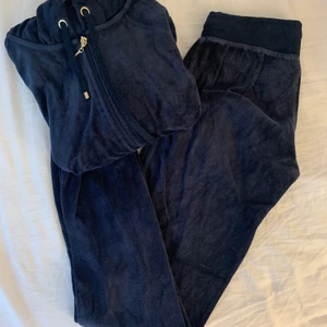 Mjukis sätt - Säljer detta mjukis sätt. Jag andvänder inte det längre men det är super skönt!! Rätt litet i storleken