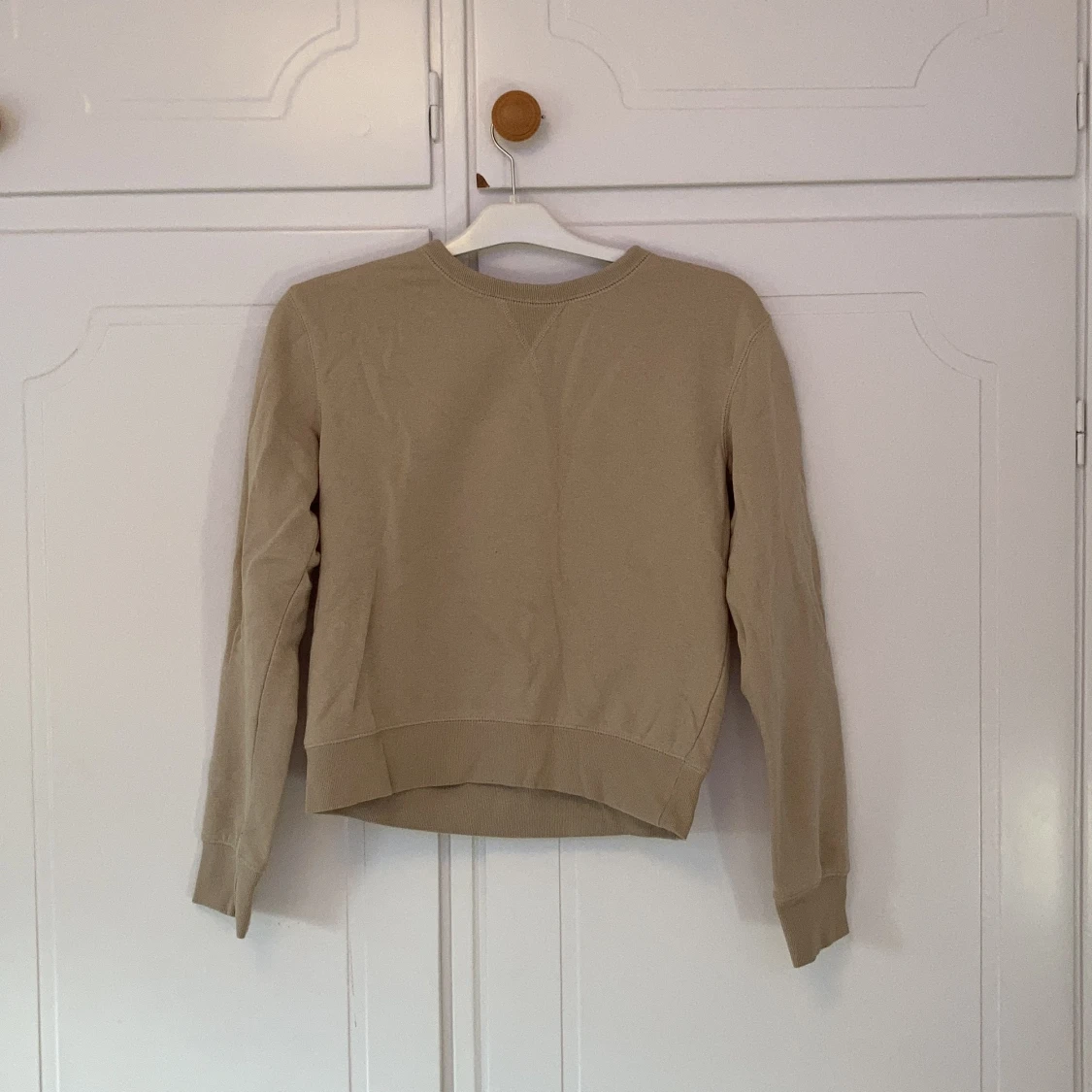 En beige tröja😍💛