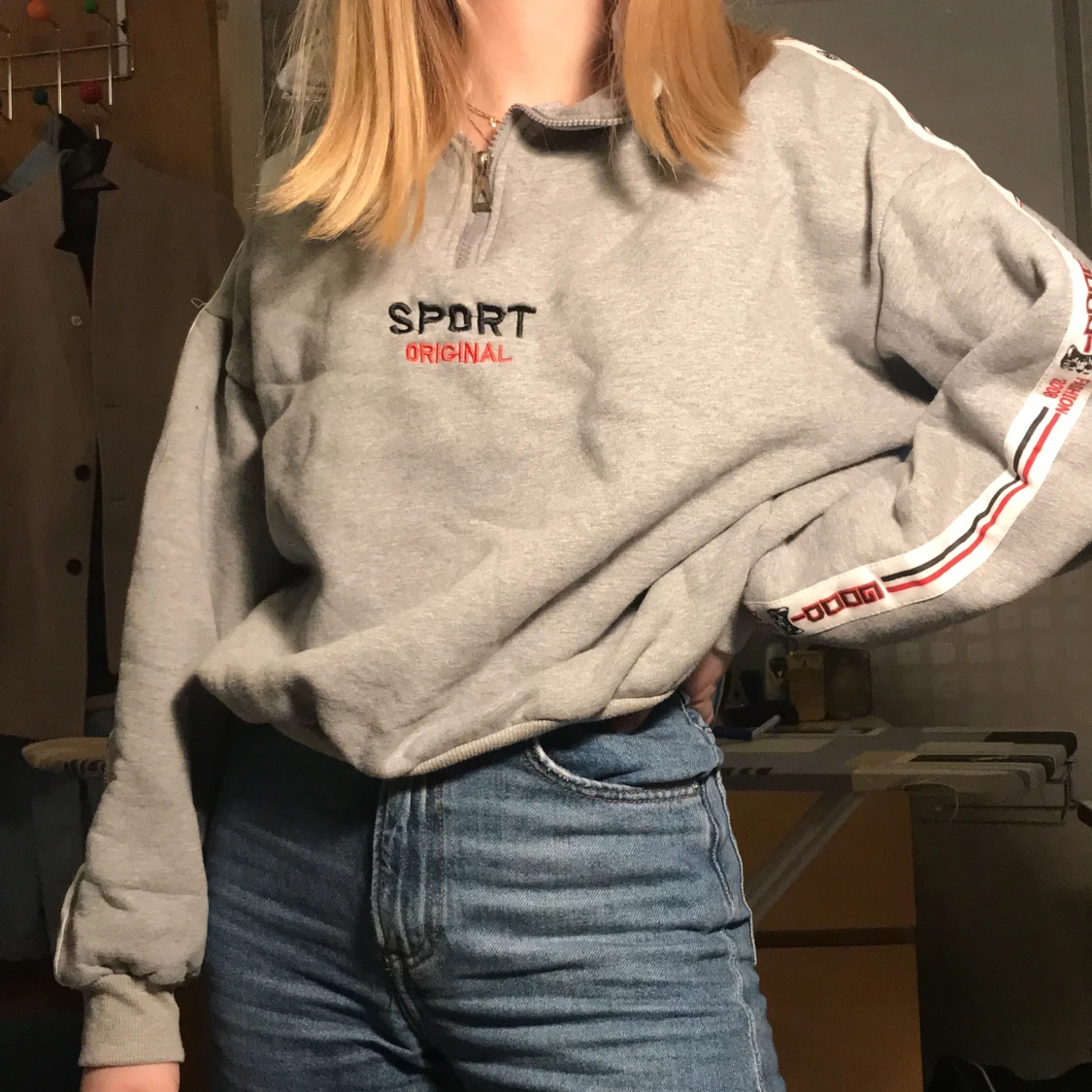 Sweater med lång nacke