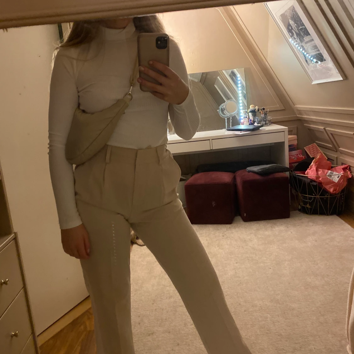 Beige handväska  - 90