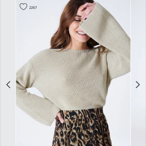  - Passar xs & s! Stor i storleken. Använd en gång, passade inte i den. 240 inkl frakt. 