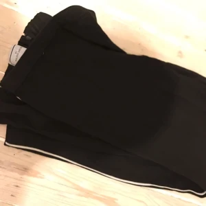  - Byxor fr by Marlene Birger. Storlek S. I fint skick.