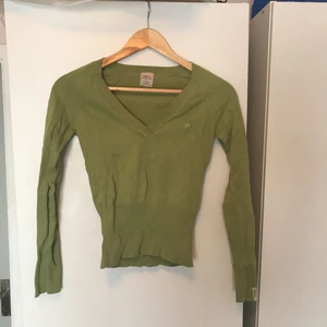  - Tröja från ONLY. Använd ett fåtal gånger