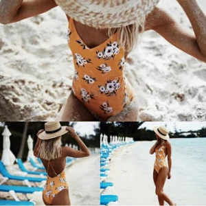  - Helt oanvänd baddräkt! Endast testad och den är tvättad. Köpt från wish i storlek M men liten i Storleken så jag tycker den passar xs, möjligtvis S. Köparen står för frakten som ligger på 35kr!