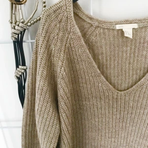  - Mysig stickad brun/beige tröja i mohairmix! 