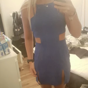  - Från Nelly  Passar mer en M skulle jag gissa 