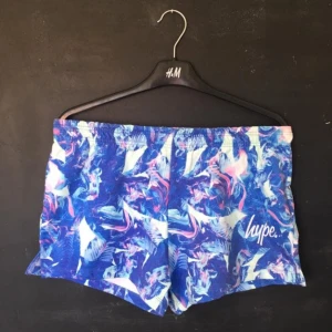  - Oanvända, i nyskick. Ligger i påsen de kom i. Kan skickas