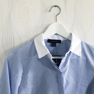  - Skjorta från Atmosphere. Säljes för 50kr, frakt tillkommer.  Betalning sker via swish.