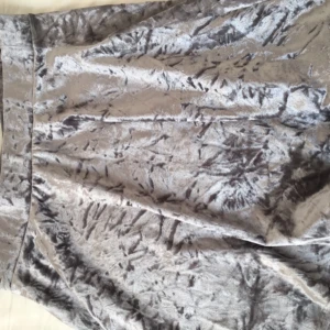  - Velvet kjol från monki