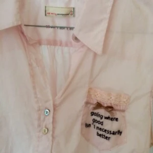  - Säljer massa kläder billigt pga flytt, superfin blus från Odd molly passar S-M