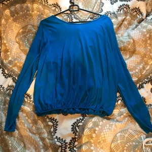  - Storlek S från Bikbok 