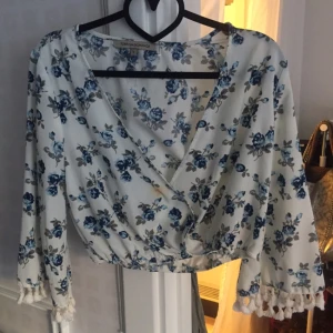  - Short top boho from foreign exchange Aldrig använd
