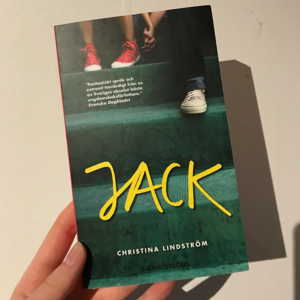 Jack av Christina Lindström. Har aldrig läst boken för verkar ganska dålig, men vissa kanske uppskattar innehållet. . Övrigt.