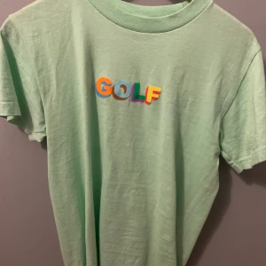 golf t-shirt  - Jättefin mintgrön golftröja. Aldrig använd
