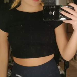 Ribbad tröja - Storlek XS, 30kr+frakt