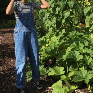 90’s Overaller  - Vintage overaller från Beyond Retro, mina favoriter i garderoben men kommer tyvärr inte till användning:/ väldigt bra skick!  