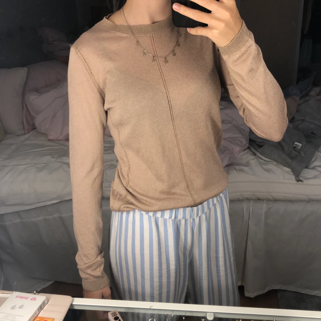 Bege tröja - 91