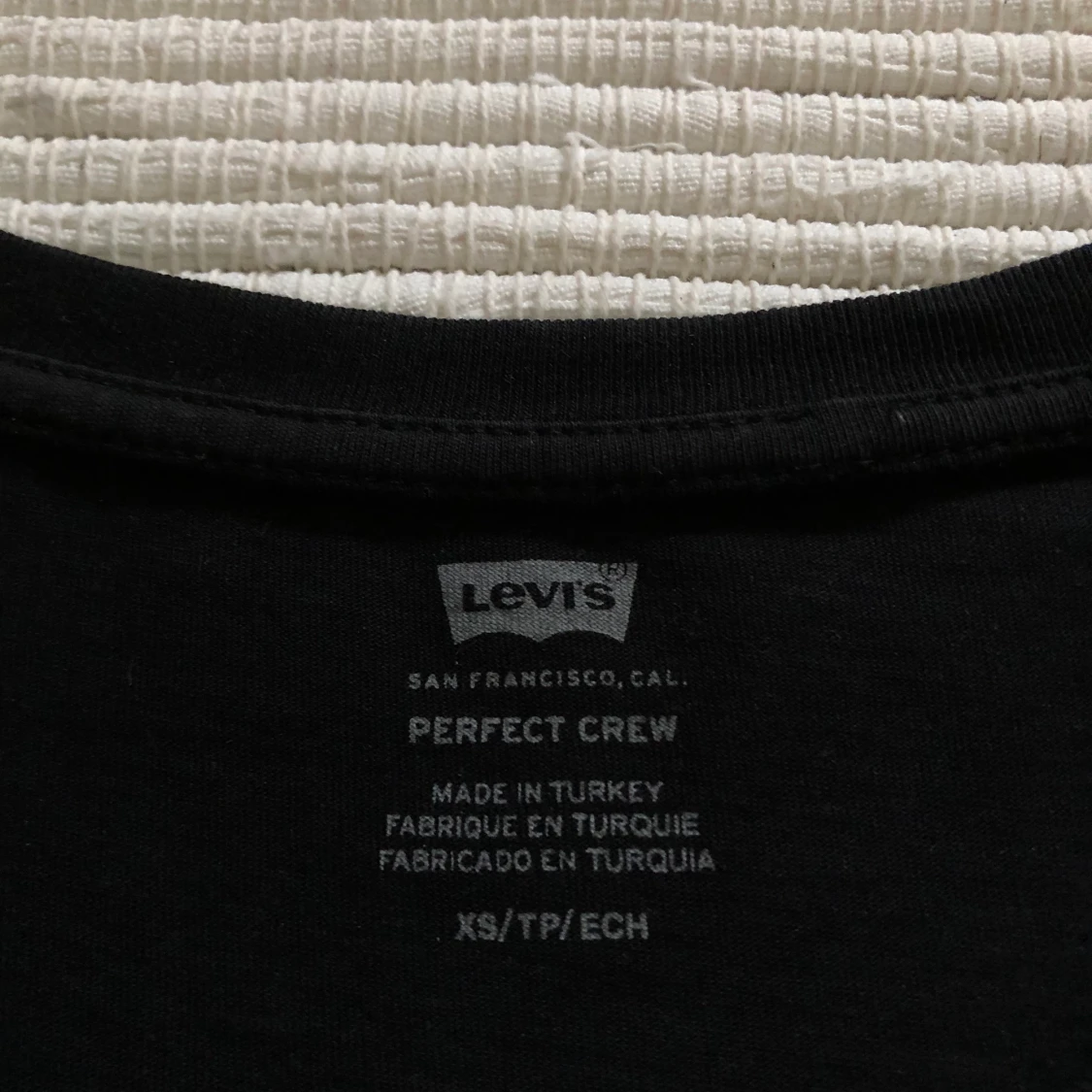 Levi’s t-shirt  - 91