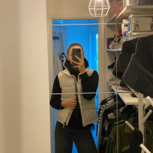 Väst - Jätte fin väst från Everest 🤍