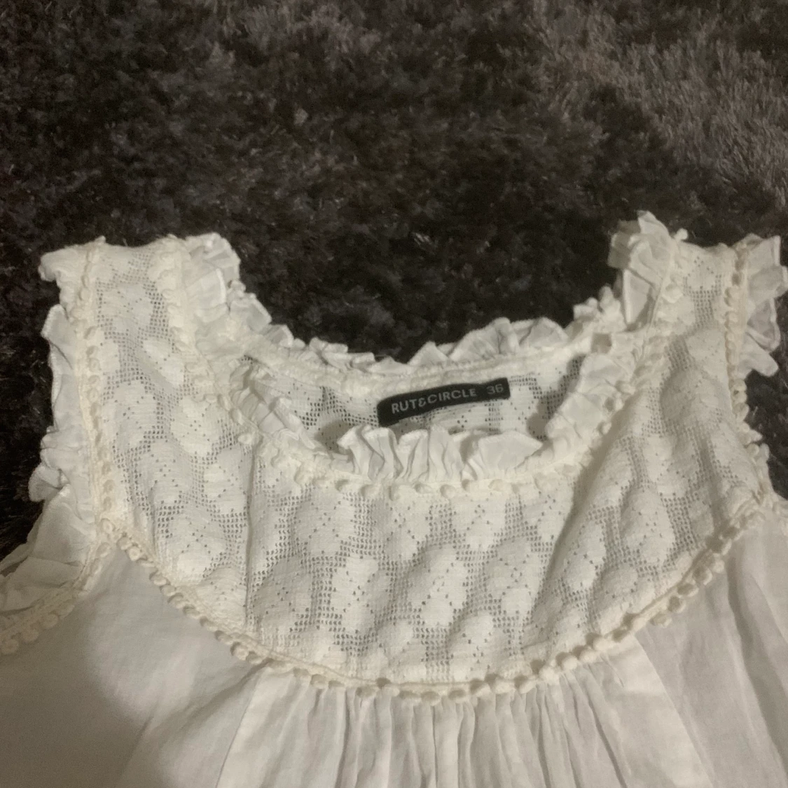 Söt och billig topp - 90