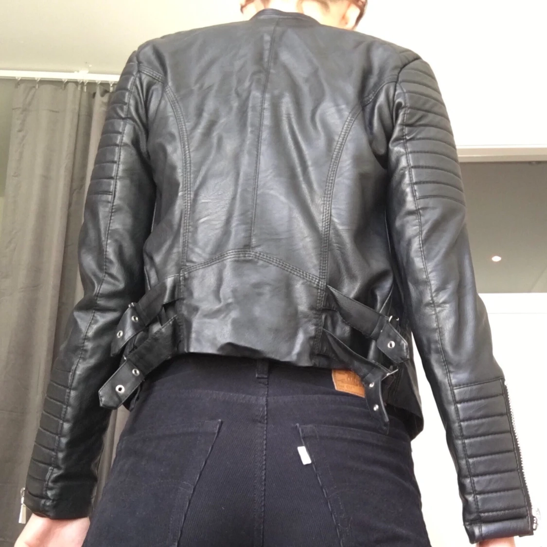 Skinnjacka (stl 38) - 90