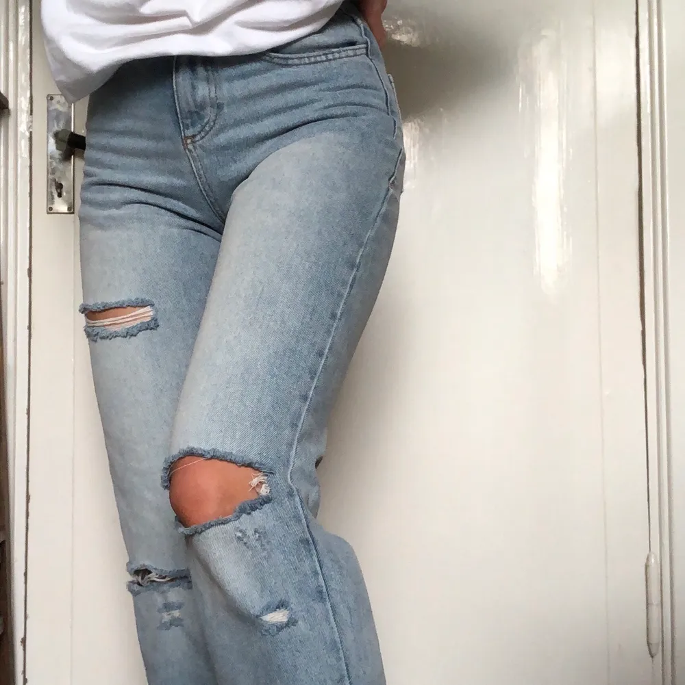 collusion jeans från asos, bara använda ca 2 gånger då de är lite för små för mig, 200kr + frakt. Jeans & Byxor.