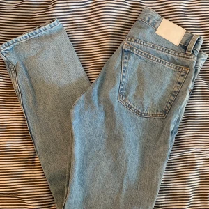 Weekday jeans  - Jeans från weekday i modellen Wire! 200 kr och det är dina!
