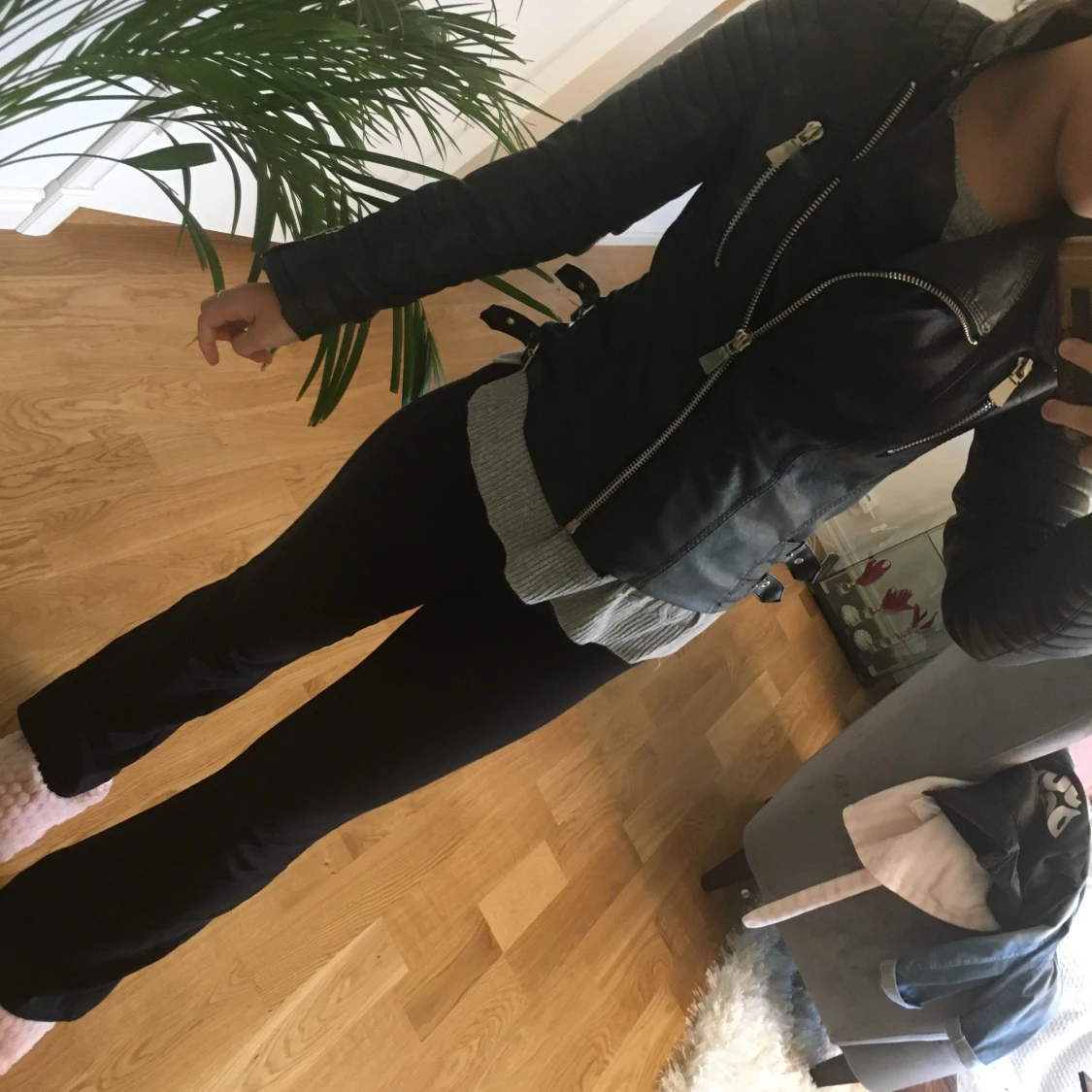 Skinnjacka strl M/L - 90