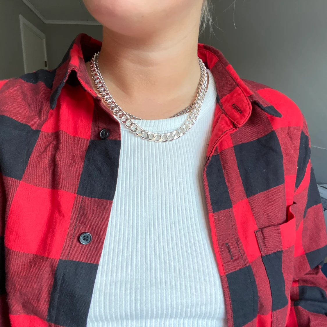 Rödsvarta rutig skjorta  - 90