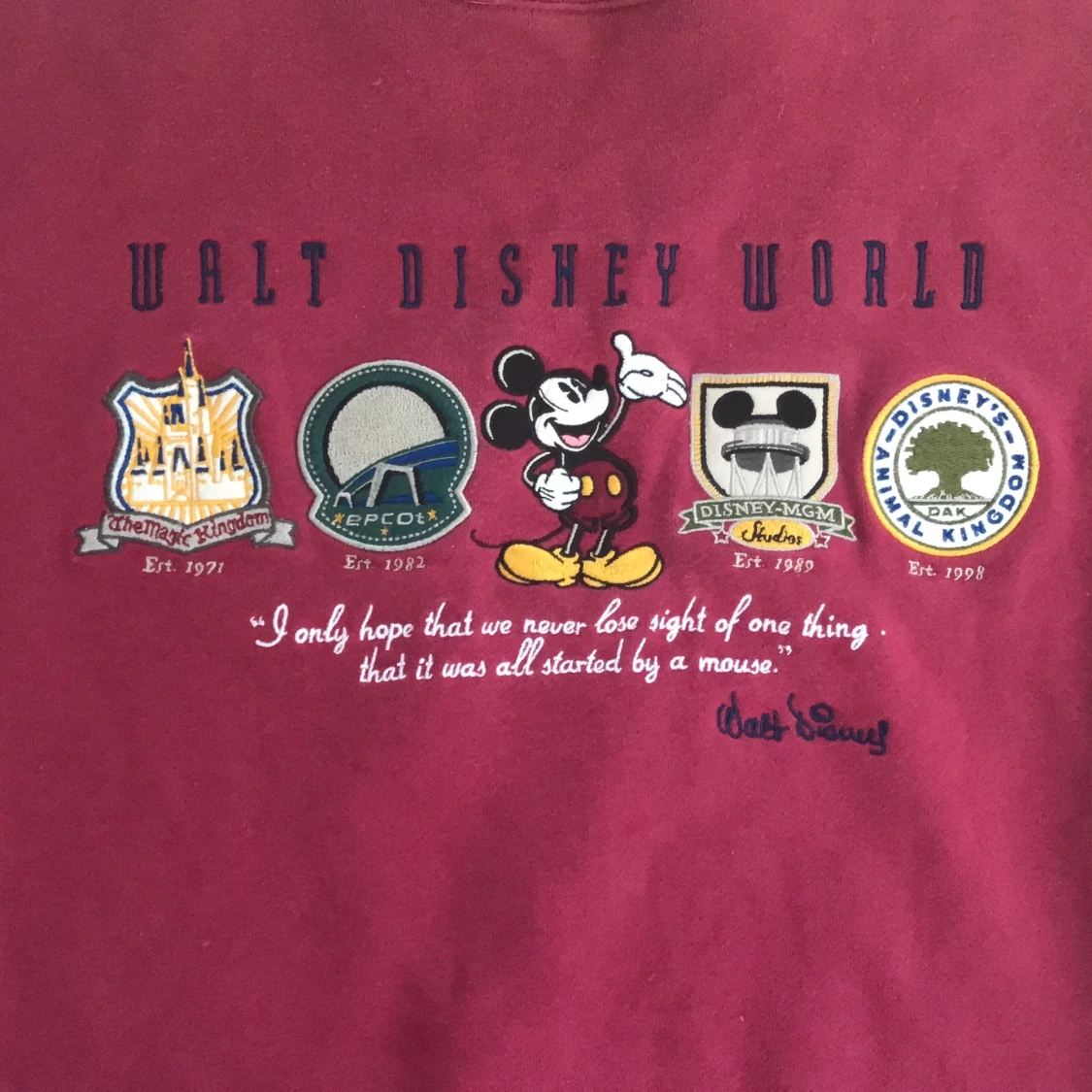 Röd sweatshirt - 91