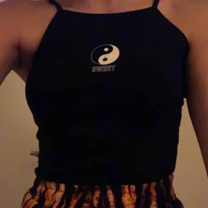  - Snyggt linne från sweet sktbs (junkyard)🤘🏻 frakt tillkommer☀️