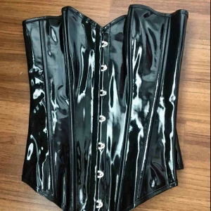  - PVC korsett köpt på EBay, aldrig använd, bra kvalitet 