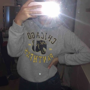  - En jättesnygg hoodie ifrån ginatricot