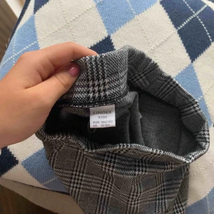  - Jätte fin kjol har använt 1 gång. 