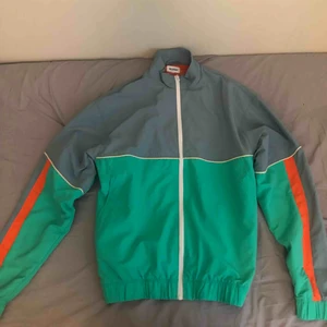  - Säljer min weekdayjacka strl S Använd en gång, väldigt bra skick Möts upp i Stockholm