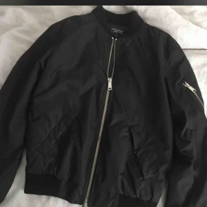  - Peak performance jacka använd 1 gång 