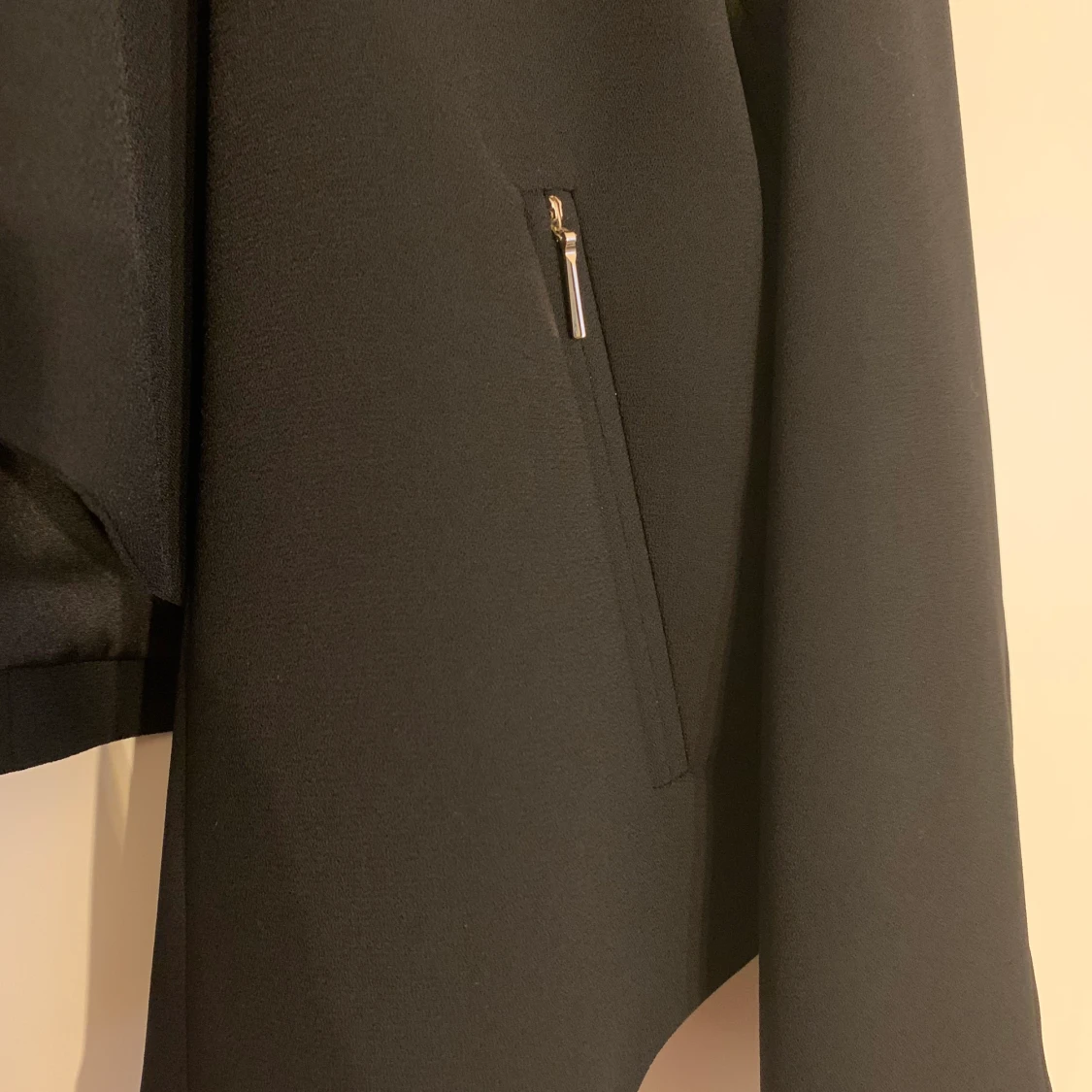 Svart kavaj strl M - 91