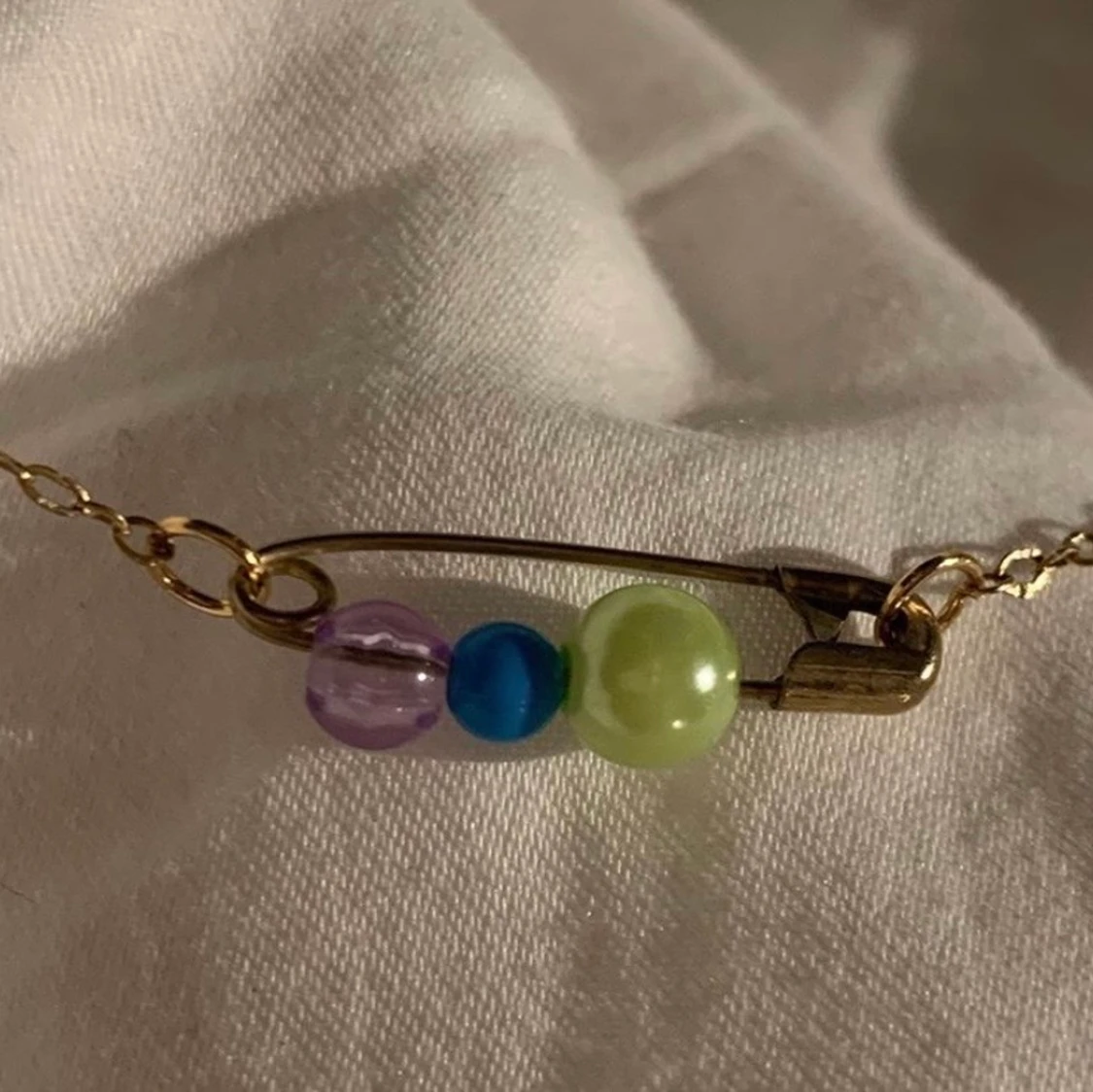 Supergulligt säkerhetsnålshalsband💕 - 90