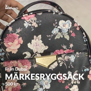 Väska - Köpt från Dubai! Pris kan diskuteras🦋