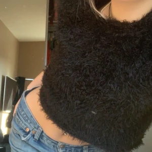 Fluffig zara tröja 💖 - Storlek s, ganska så croppad men super söt, bara använt den två gånger💗