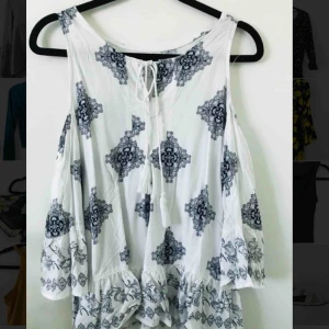  - Jättefin blus, använd en gång