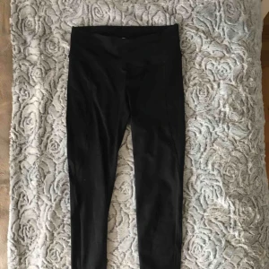  - Träningstights från Cubus. Endast använda 1 gång 