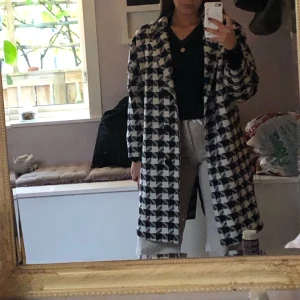 Rutig kappa - Rutig kappa från Bik Bok. I fint skick 