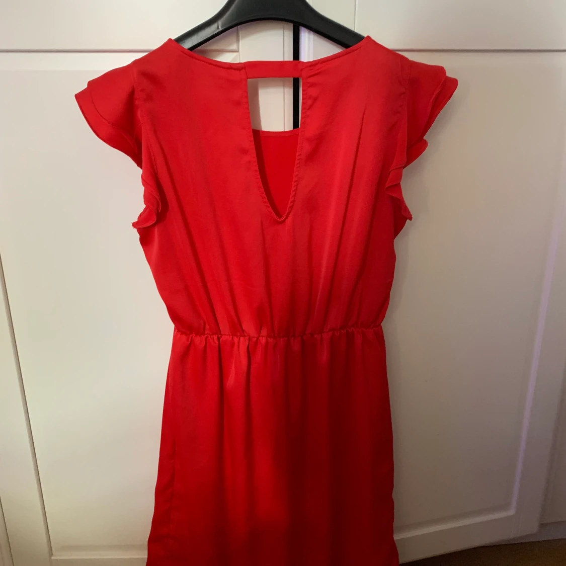 Super fin röd siden klänning - 90
